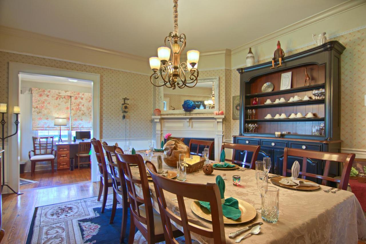 North Lodge On Oakland Bed And Breakfast Ашвил Екстериор снимка