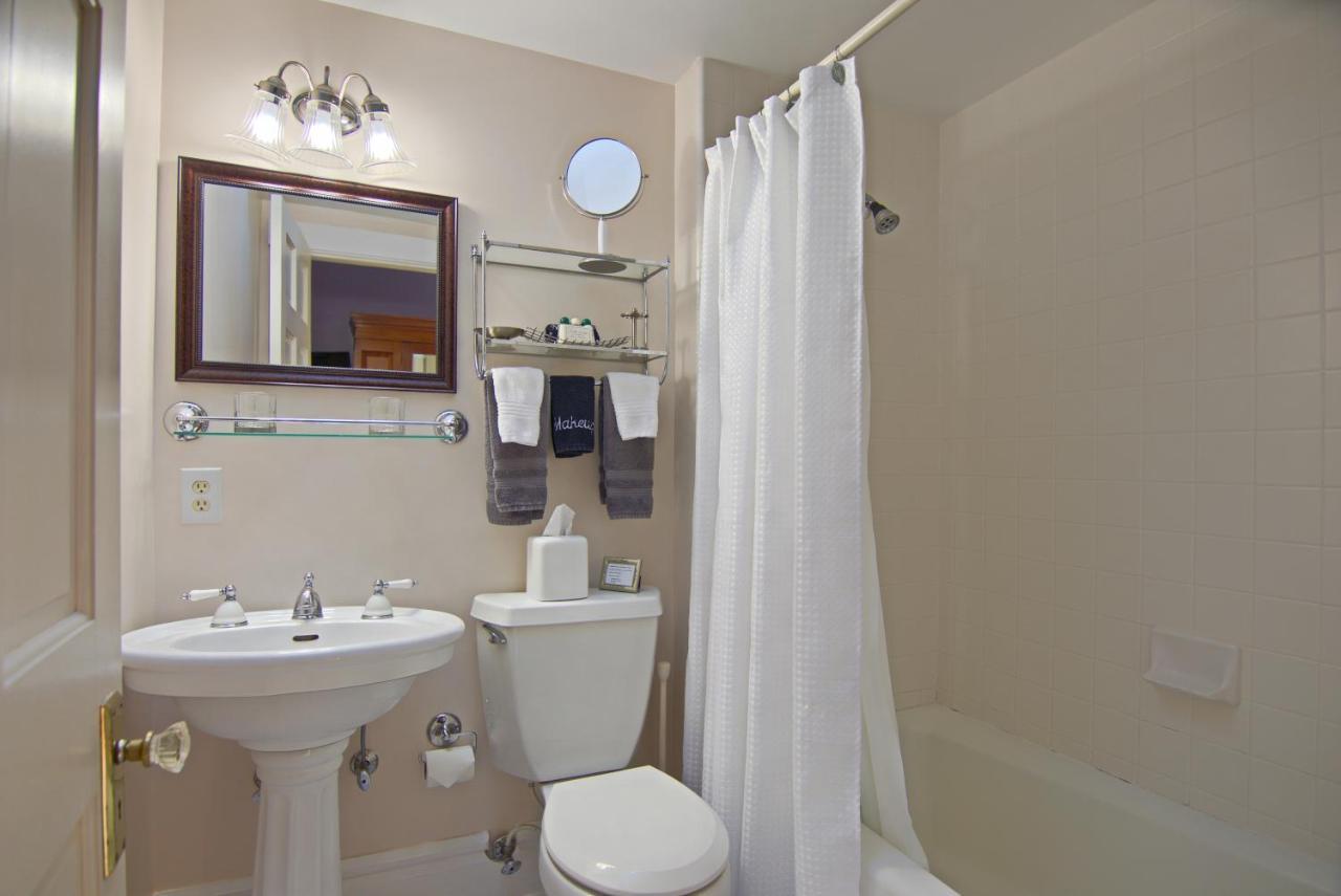 North Lodge On Oakland Bed And Breakfast Ашвил Екстериор снимка