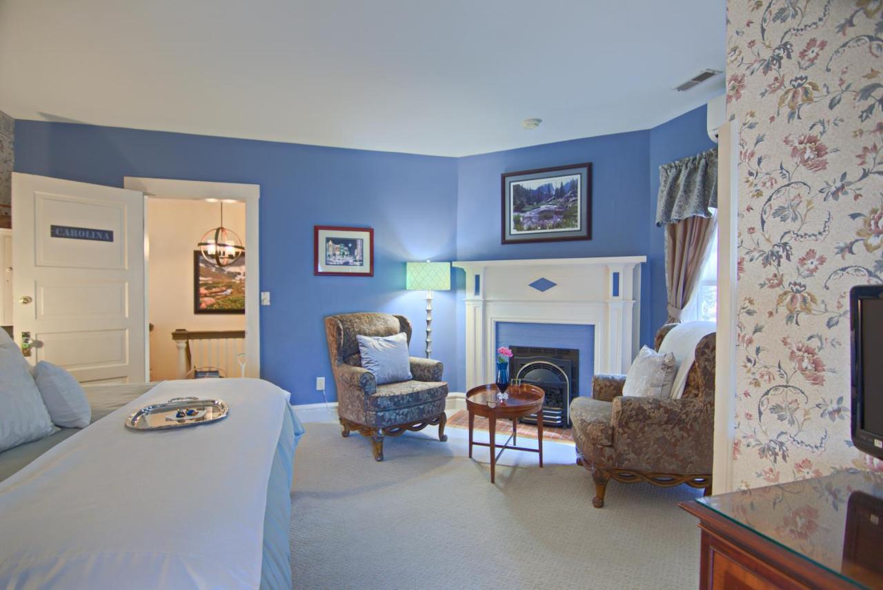 North Lodge On Oakland Bed And Breakfast Ашвил Екстериор снимка